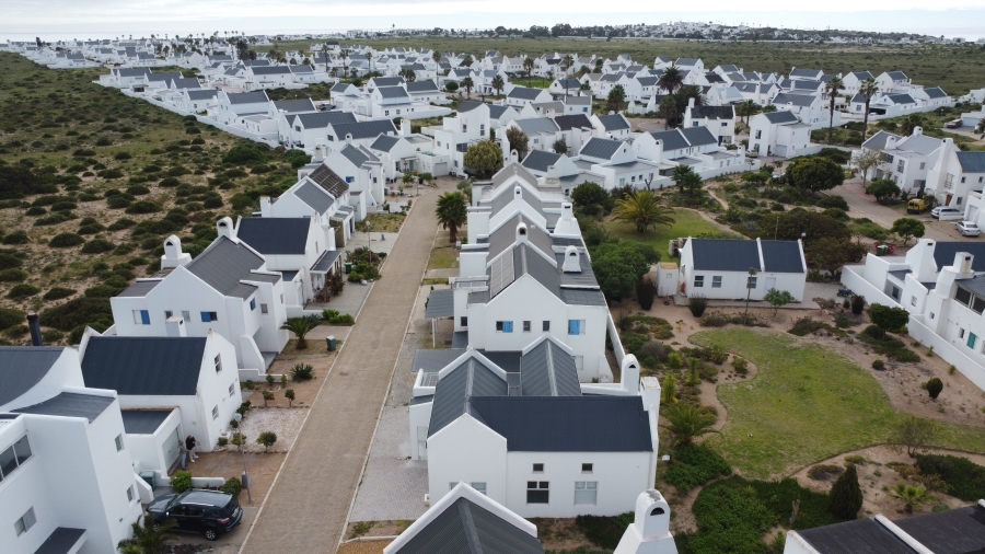 2 Bedroom Property for Sale in Lampiesbaai Western Cape